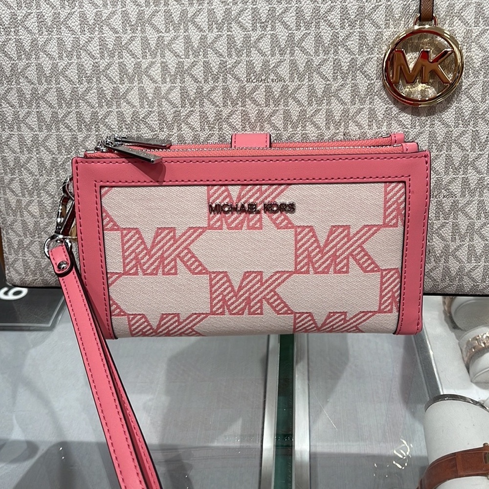 MICHAEL KORS JET SET TRAVEL 35S3GTVW7J LIGHT SAGE LG DOUBLE ZIP WRISTLET-WALLET-